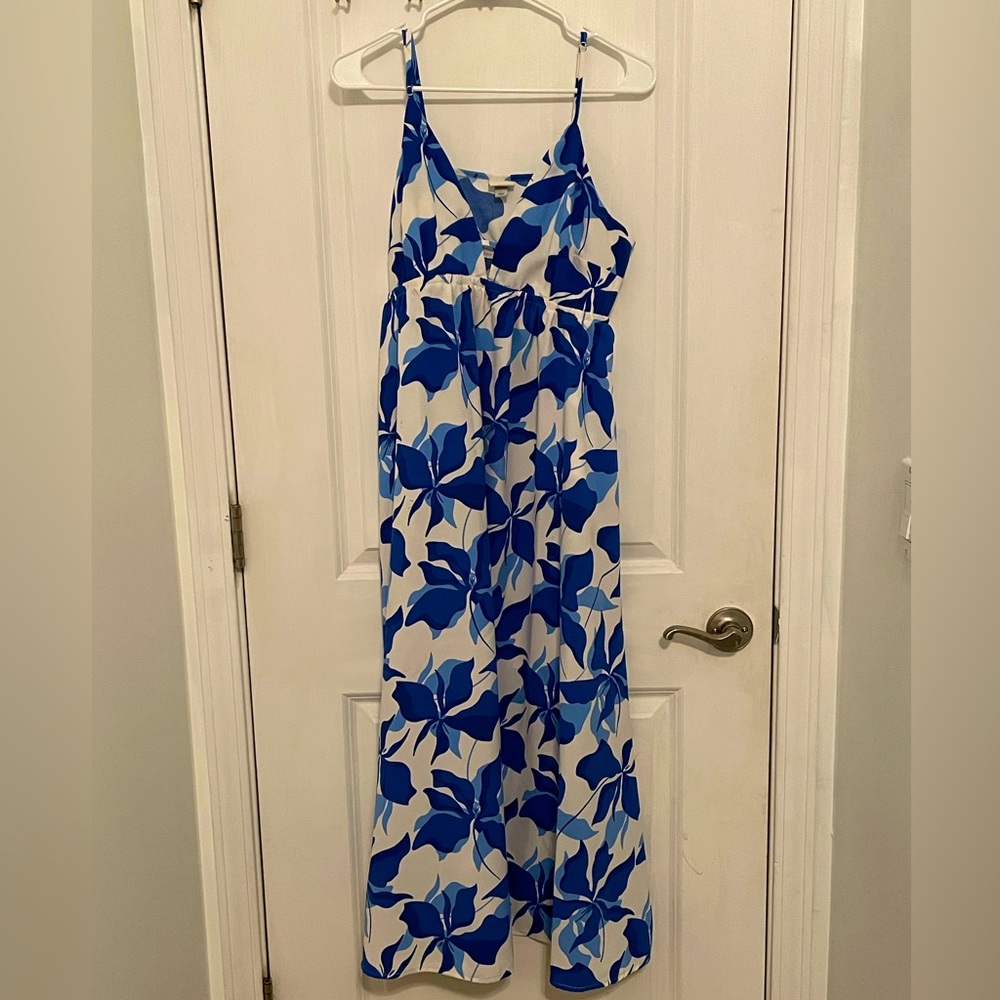 2/$10💙 A New Day Maxi Blue & White Floral Dress Large